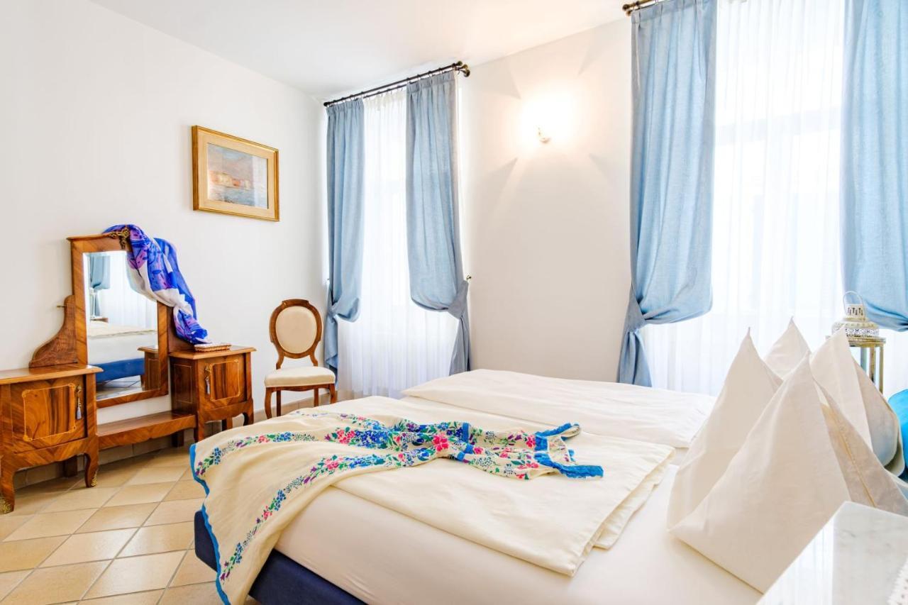 Appartamenti Leon D'Oro Riva del Garda Exterior photo